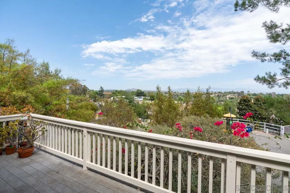 613 Carnation Ln Fallbrook, CA 92028