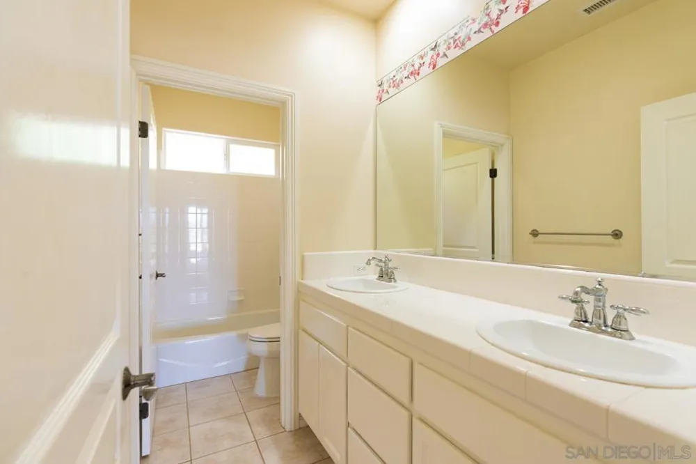 613 Carnation Ln Fallbrook, CA 92028