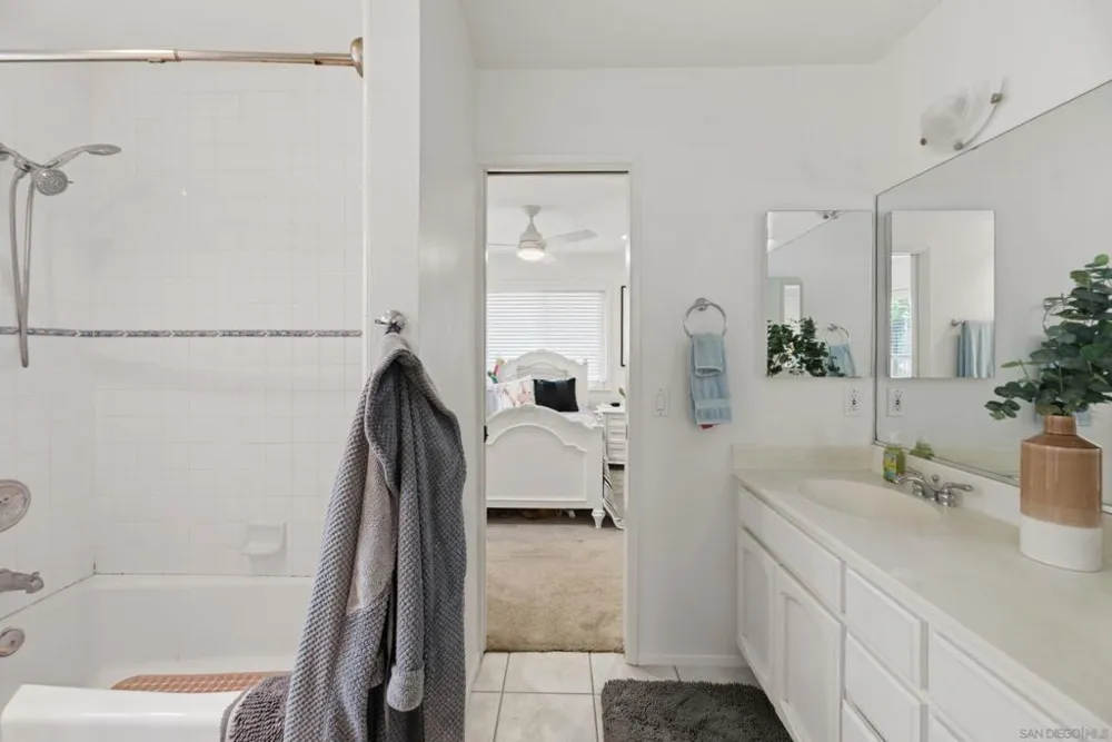 13126 Silver Saddle Ln Poway, CA 92064