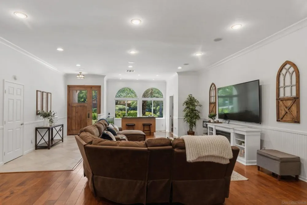 13126 Silver Saddle Ln Poway, CA 92064