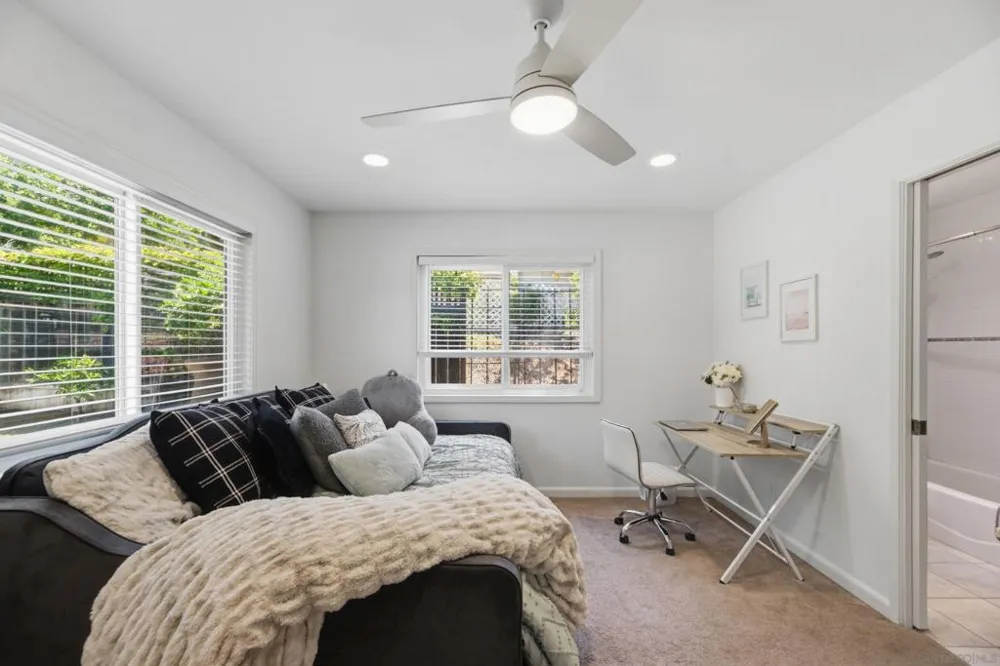 13126 Silver Saddle Ln Poway, CA 92064