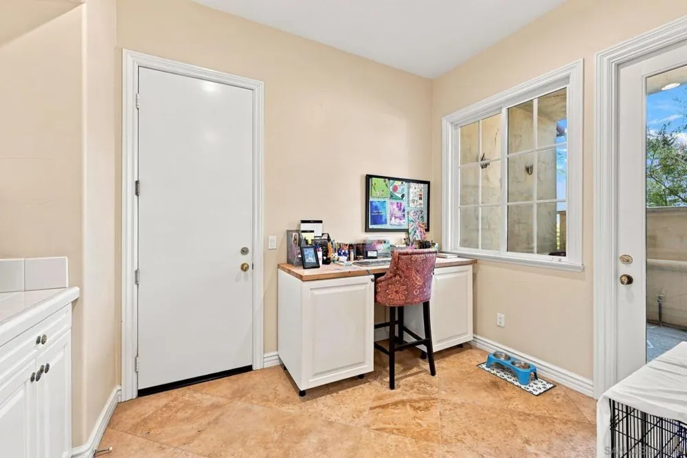 3501 Lone Hill Lane Encinitas, CA 92024