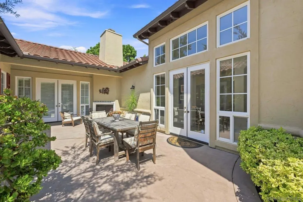 3501 Lone Hill Lane Encinitas, CA 92024