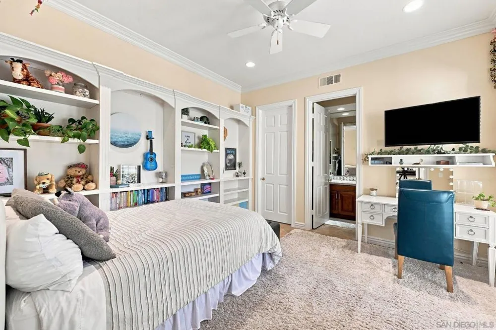 3501 Lone Hill Lane Encinitas, CA 92024