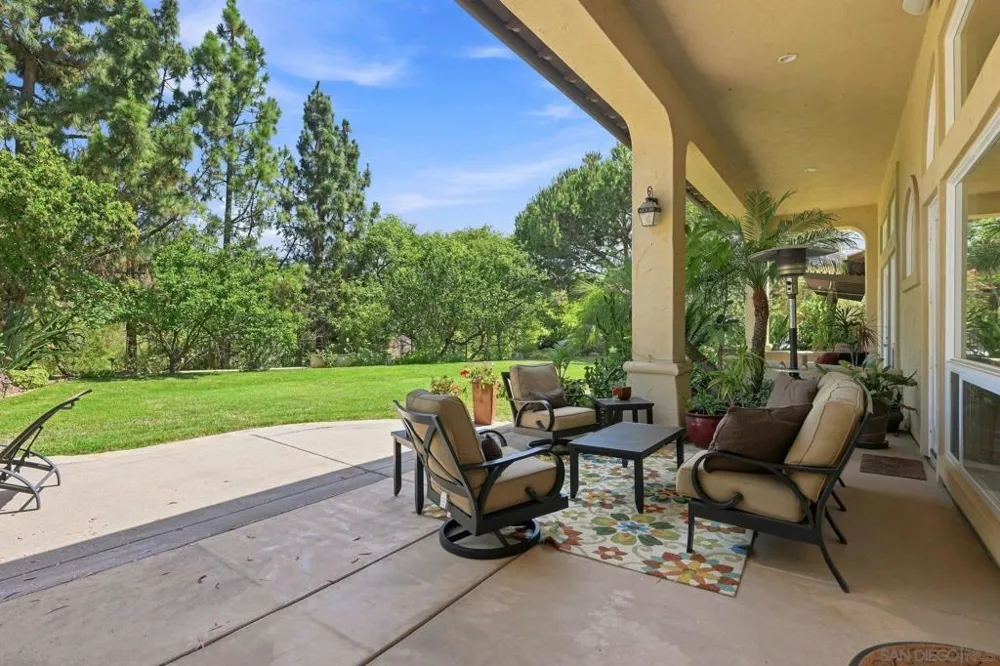3501 Lone Hill Lane Encinitas, CA 92024