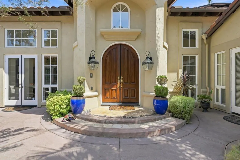 3501 Lone Hill Lane Encinitas, CA 92024