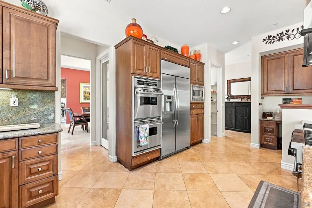 3501 Lone Hill Lane Encinitas, CA 92024