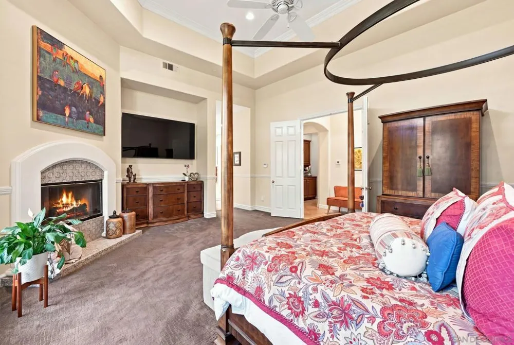 3501 Lone Hill Lane Encinitas, CA 92024
