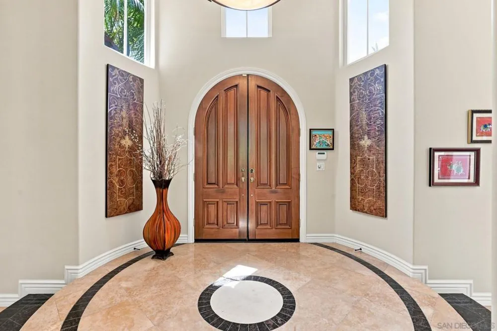 3501 Lone Hill Lane Encinitas, CA 92024