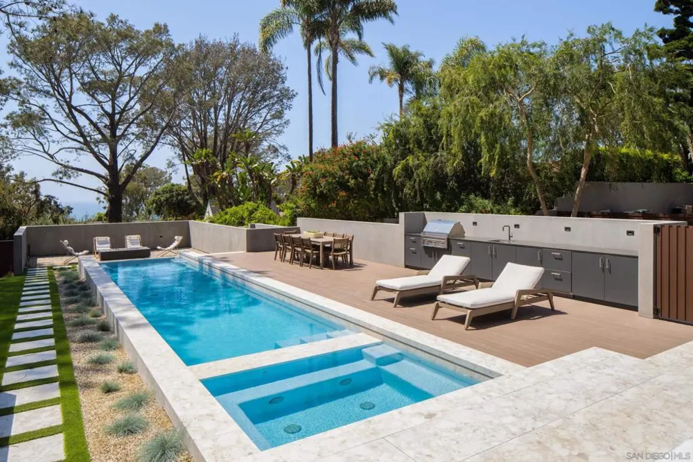 1411 Via Alta Del Mar, CA 92014