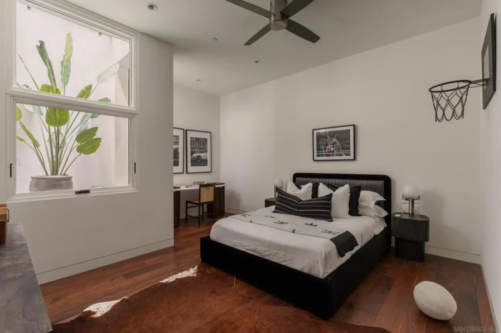 1411 Via Alta Del Mar, CA 92014