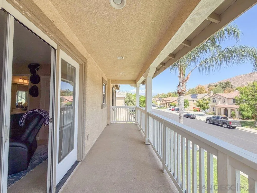 15325 E La Casa Dr Moreno Valley, CA 92555