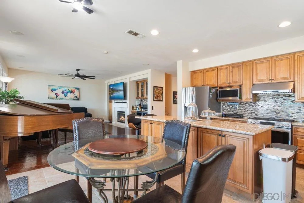 15325 E La Casa Dr Moreno Valley, CA 92555