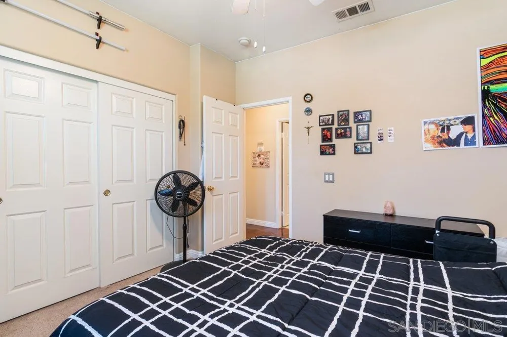 15325 E La Casa Dr Moreno Valley, CA 92555