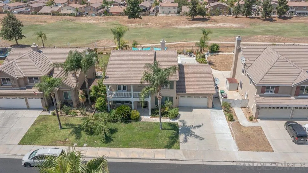15325 E La Casa Dr Moreno Valley, CA 92555
