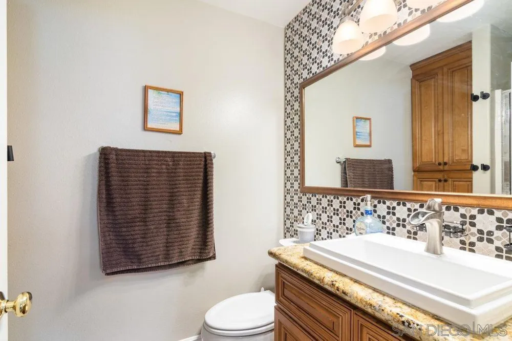 15325 E La Casa Dr Moreno Valley, CA 92555