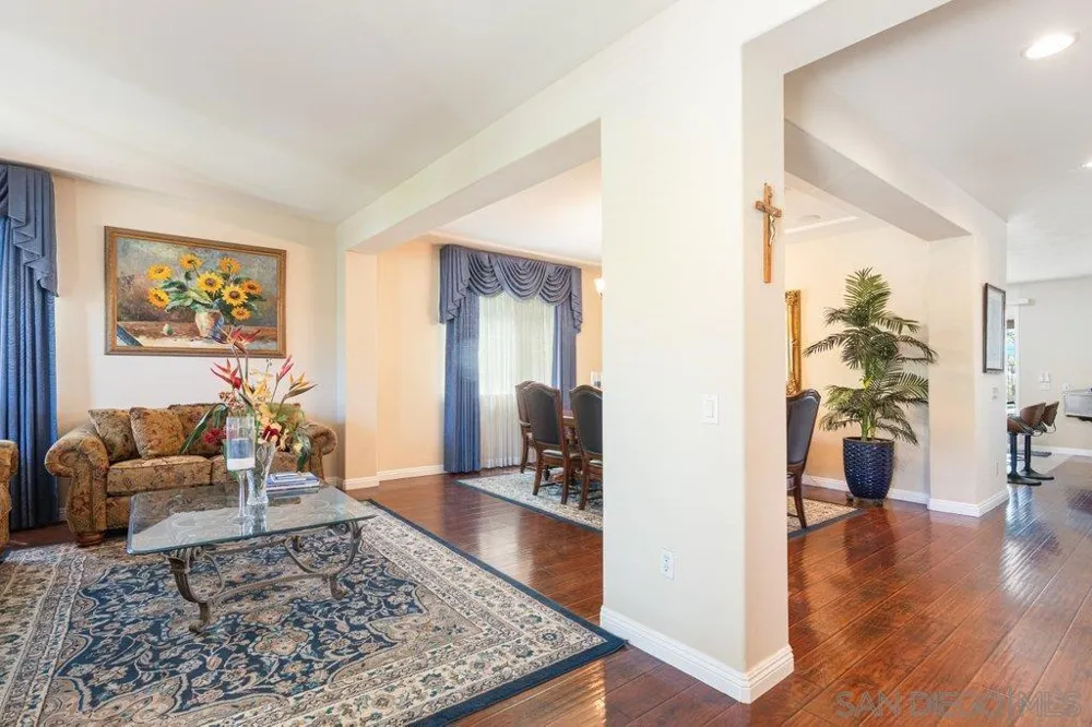 15325 E La Casa Dr Moreno Valley, CA 92555
