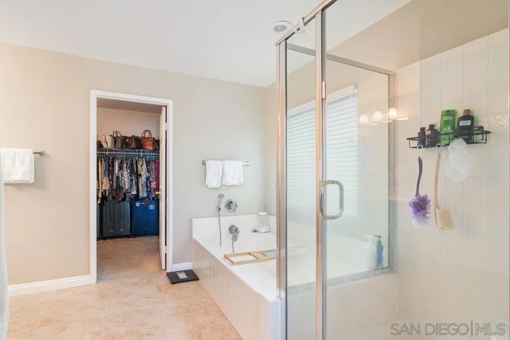 15325 E La Casa Dr Moreno Valley, CA 92555