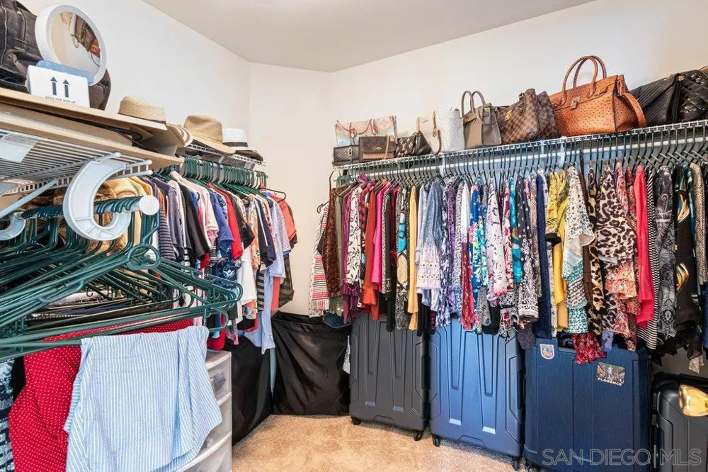 15325 E La Casa Dr Moreno Valley, CA 92555