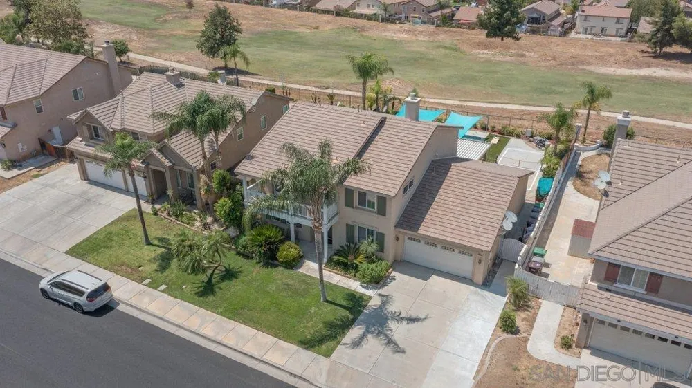15325 E La Casa Dr Moreno Valley, CA 92555