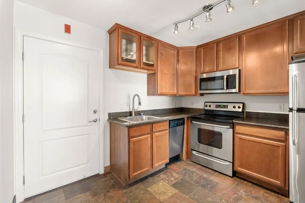 860 Turquoise #132 San Diego, CA 92109