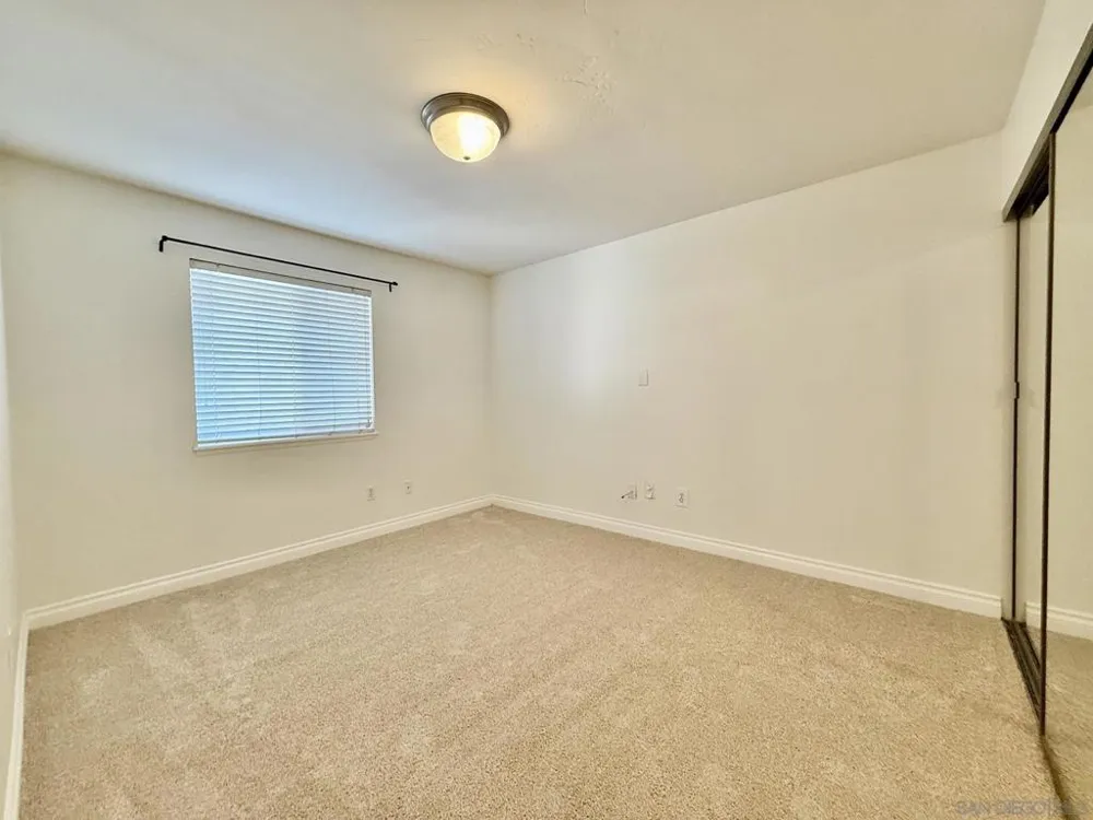 1756 Essex St #305 San Diego, CA 92103