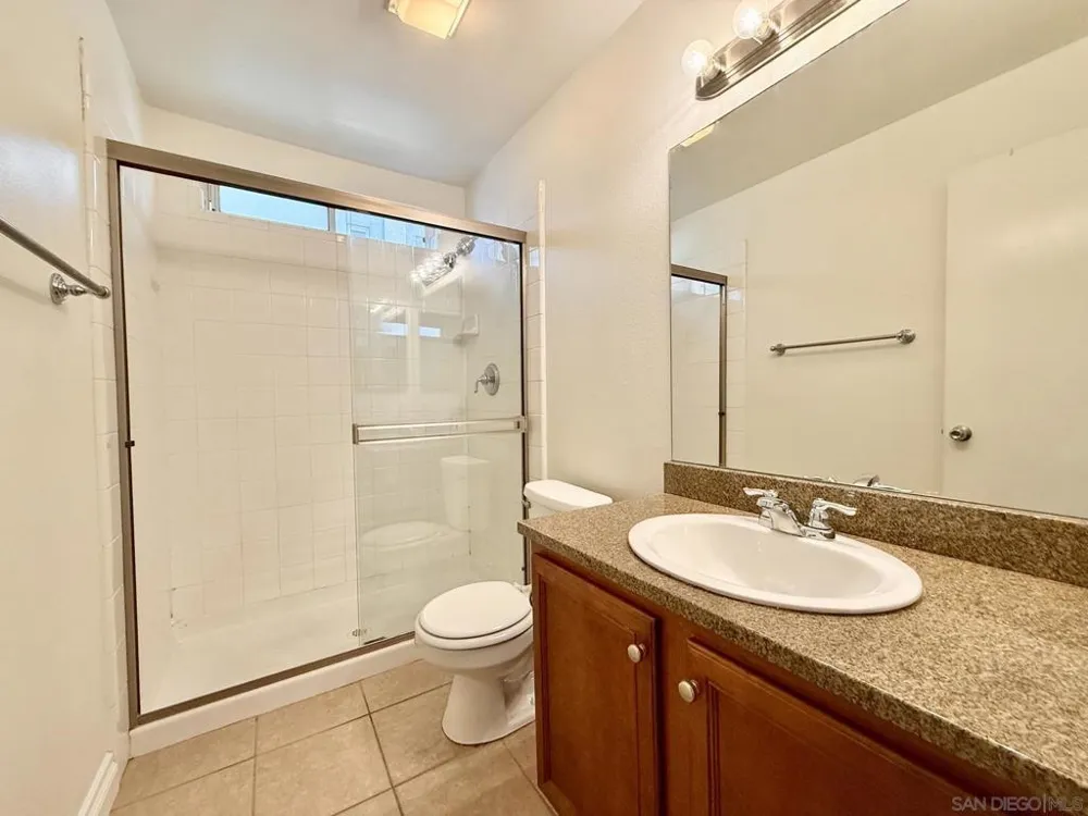 1756 Essex St #305 San Diego, CA 92103