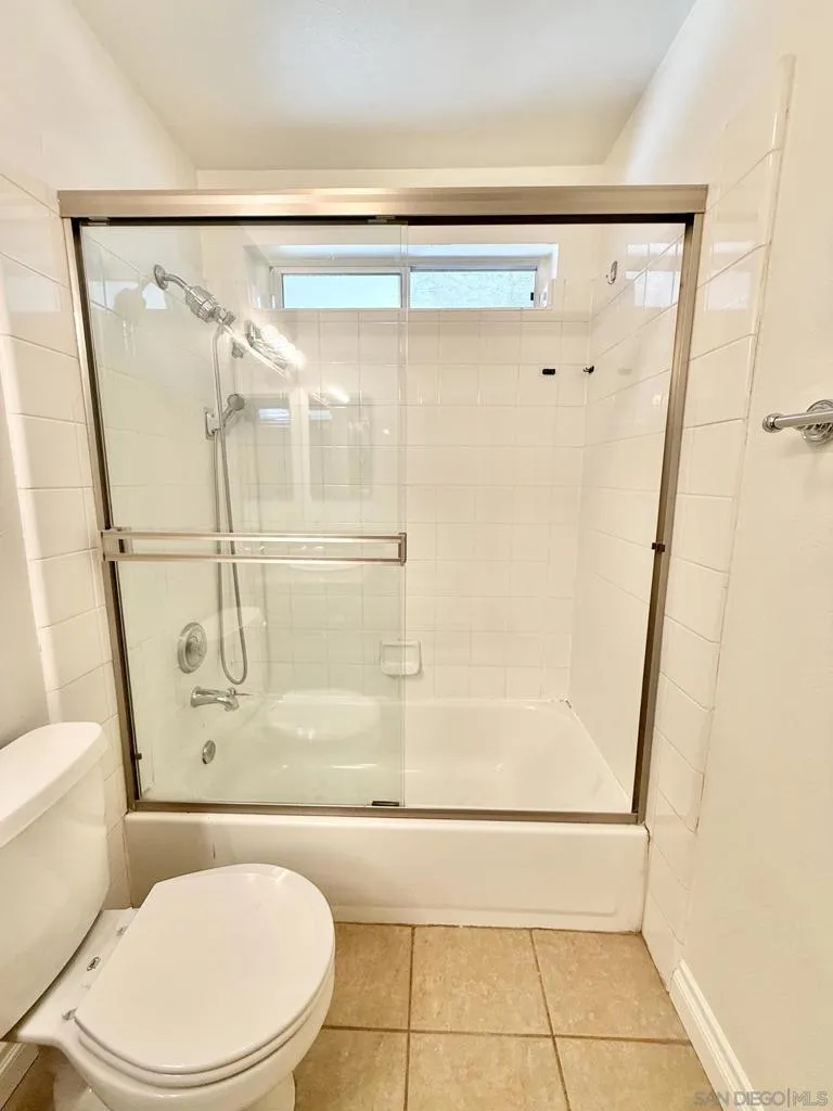 1756 Essex St #305 San Diego, CA 92103