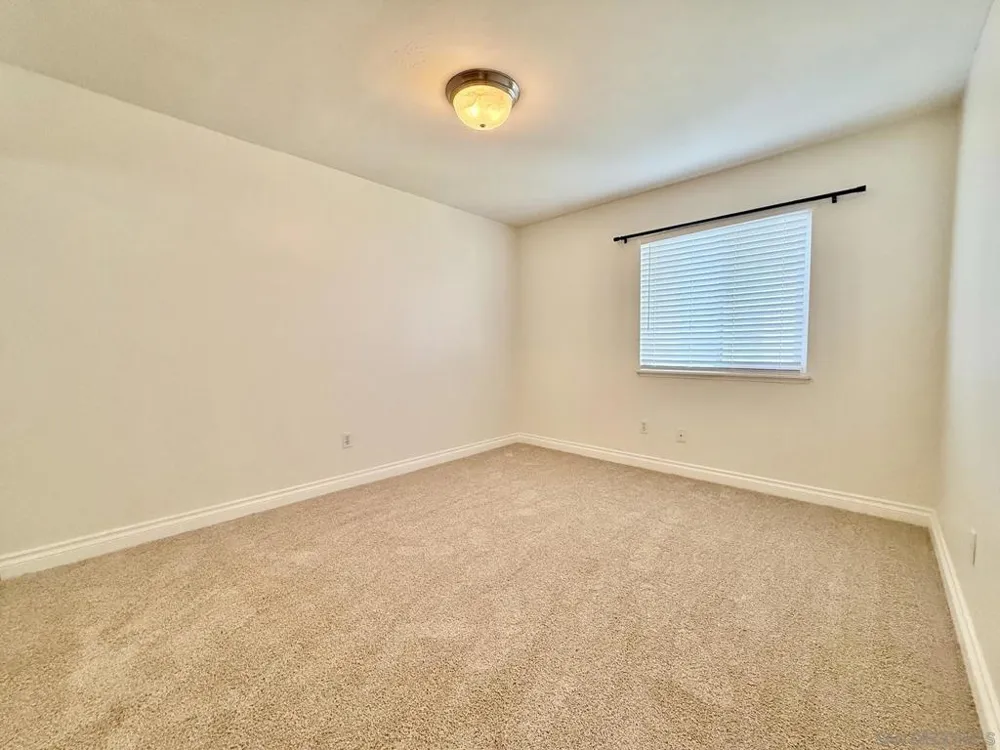 1756 Essex St #305 San Diego, CA 92103