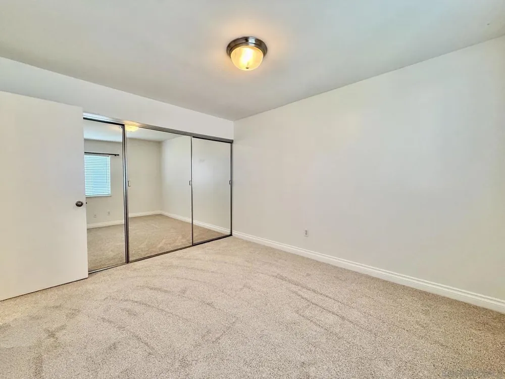 1756 Essex St #305 San Diego, CA 92103