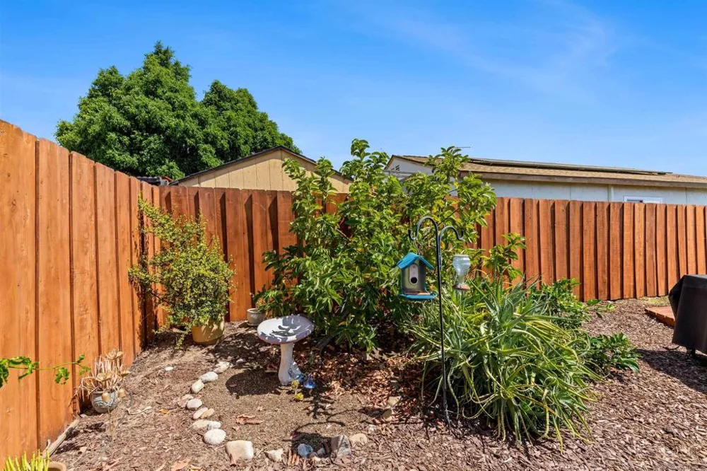 10056 Woodpark Santee, CA 92071