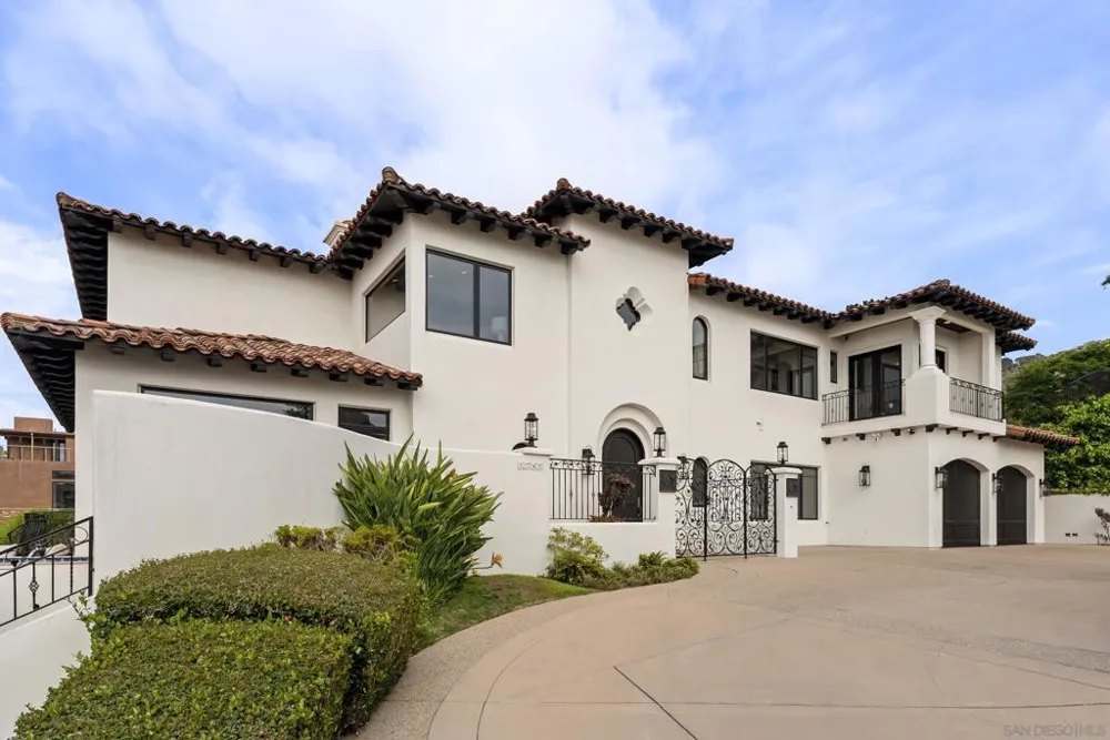 1745 Amalfi St La Jolla, CA 92037