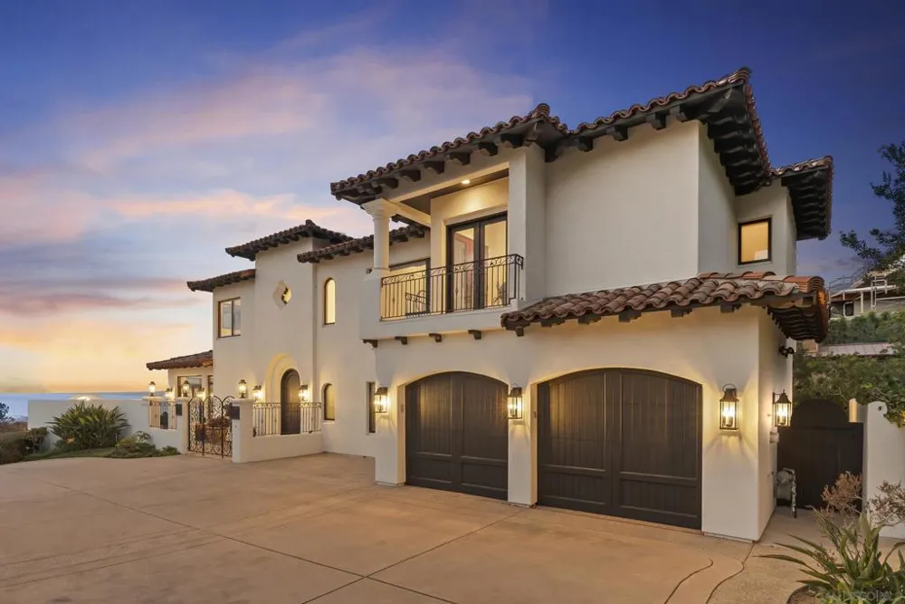 1745 Amalfi St La Jolla, CA 92037