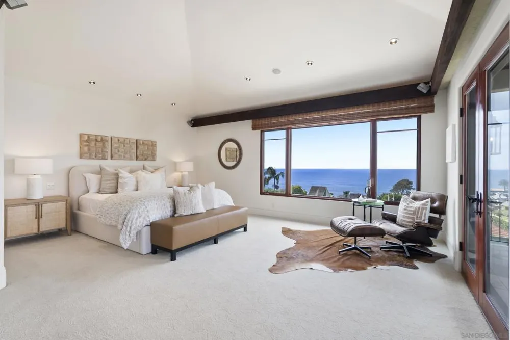 1745 Amalfi St La Jolla, CA 92037