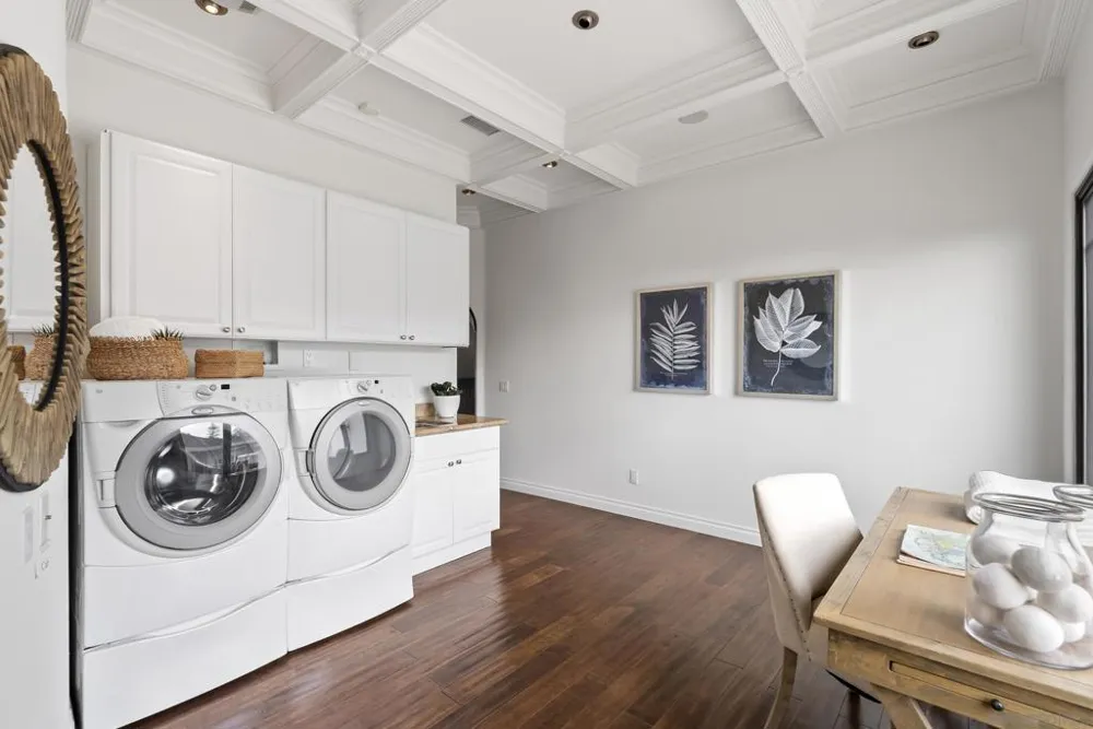 1745 Amalfi St La Jolla, CA 92037