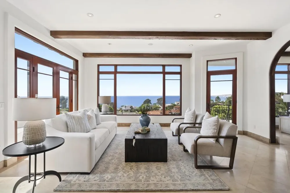 1745 Amalfi St La Jolla, CA 92037