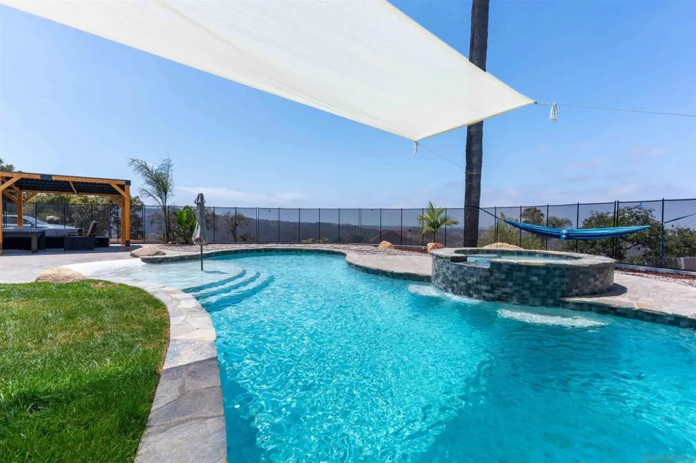30410 Calle La Reina Bonsall, CA 92003