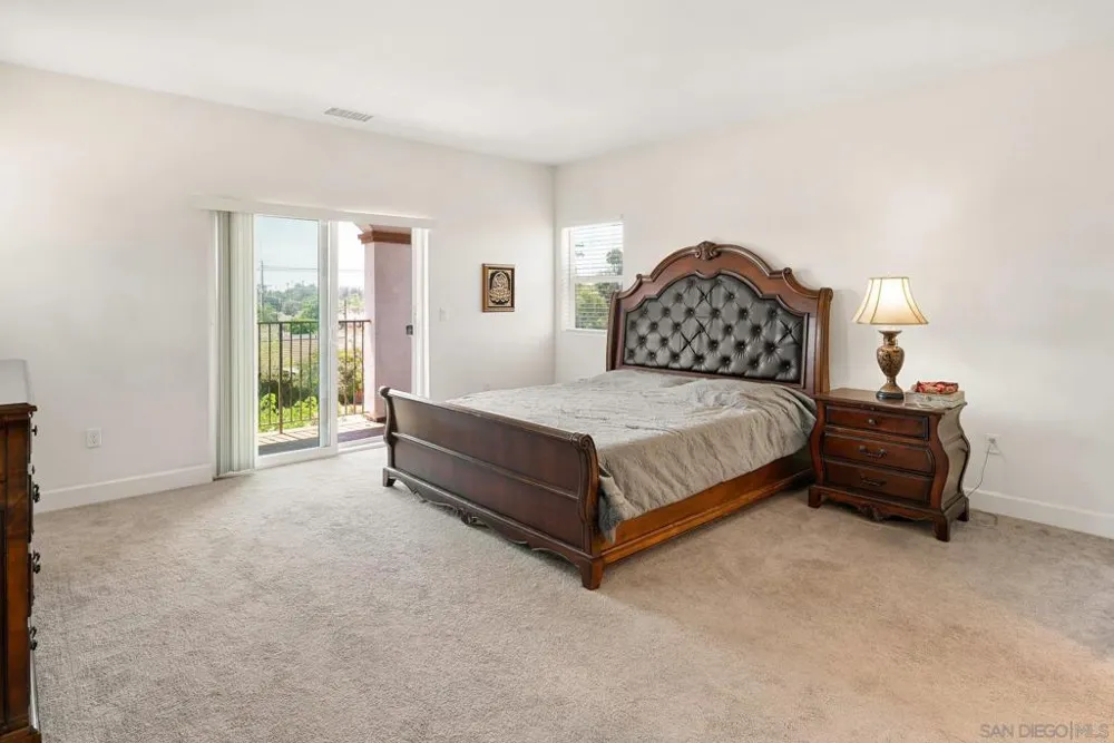 1675 Felicita Escondido, CA 92025