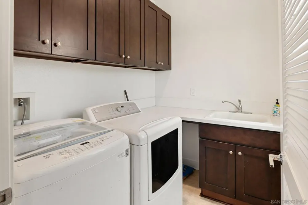 1675 Felicita Escondido, CA 92025