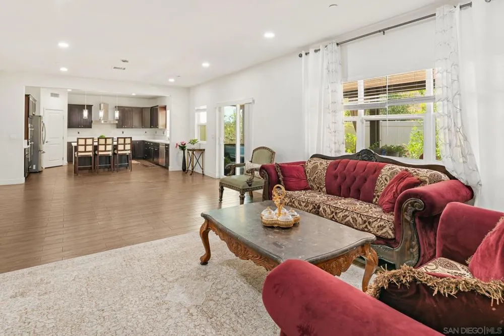 1675 Felicita Escondido, CA 92025