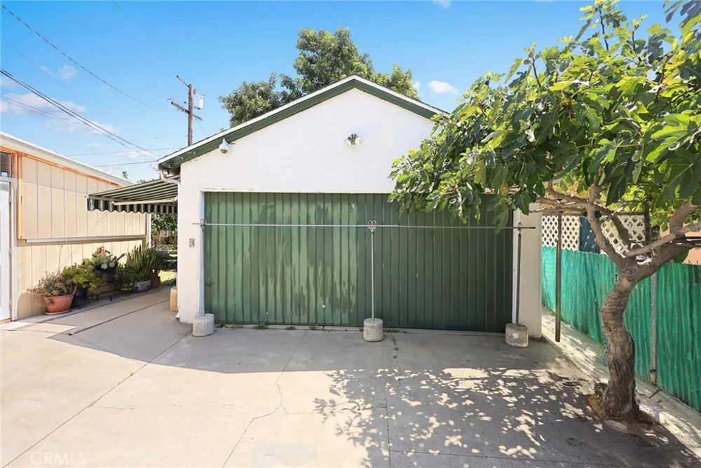 1300 South Date Avenue Alhambra, CA 91803