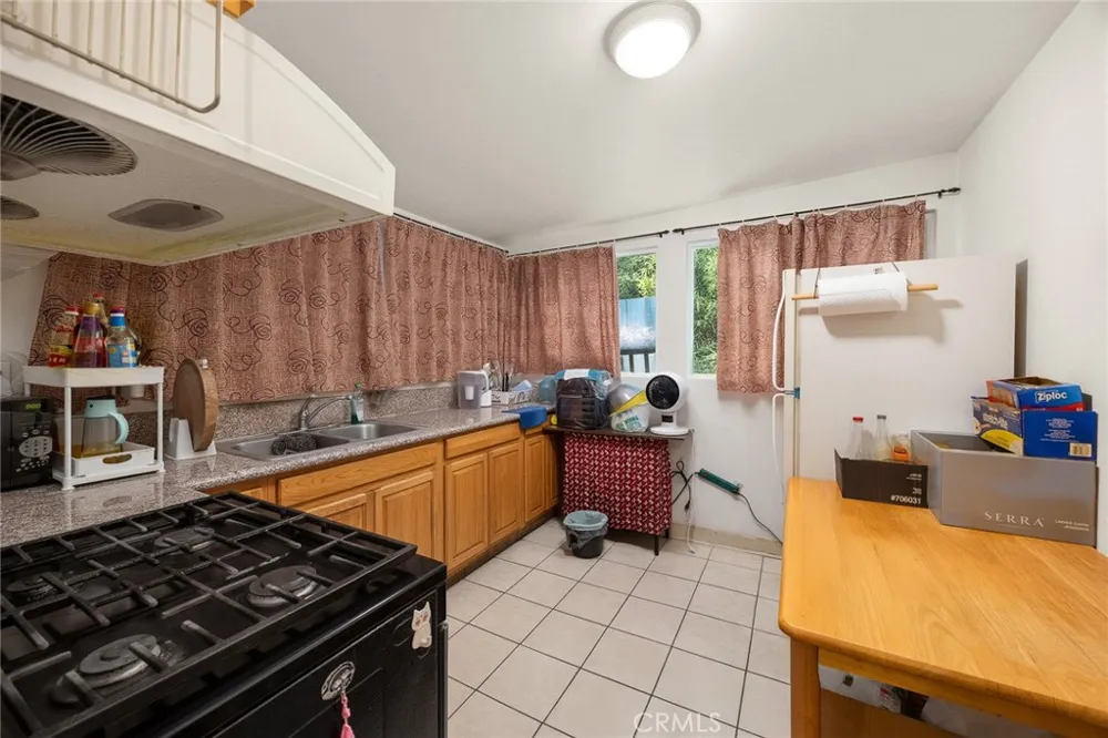 1300 South Date Avenue Alhambra, CA 91803