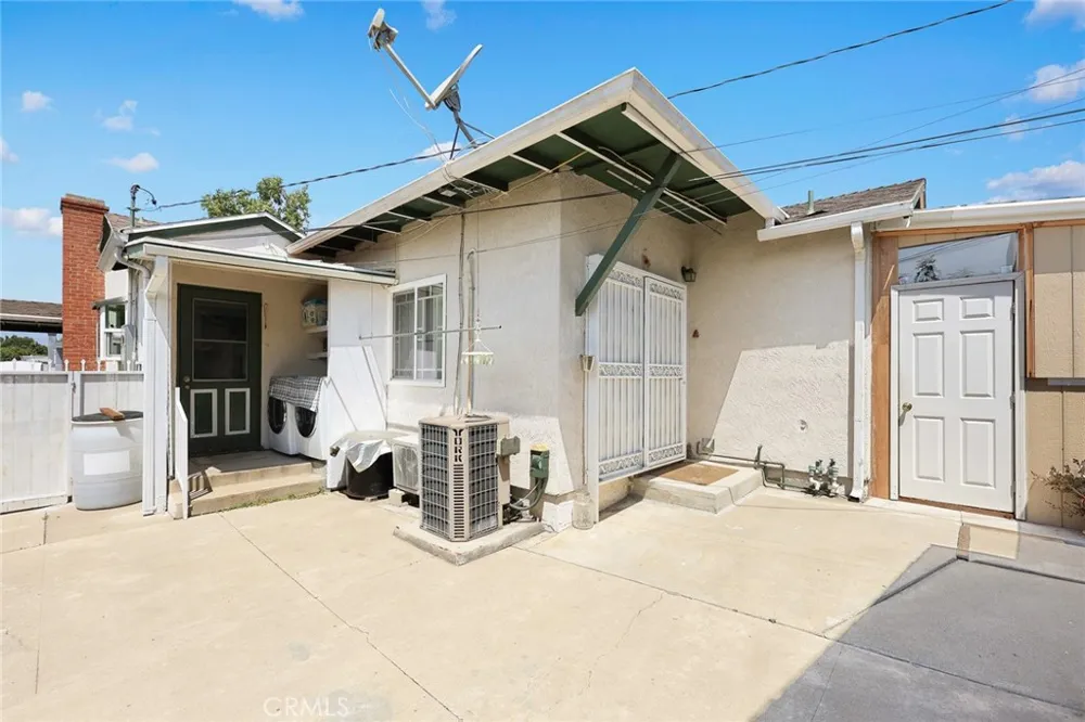 1300 South Date Avenue Alhambra, CA 91803