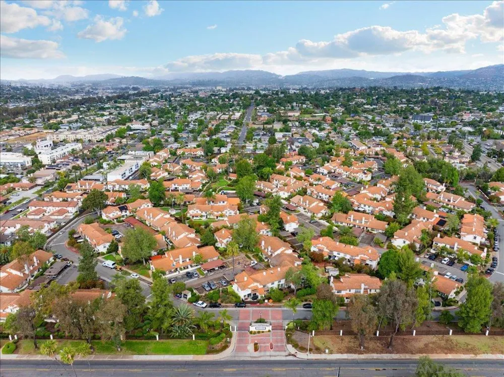 1651 S Juniper St #242 Escondido, CA 92025