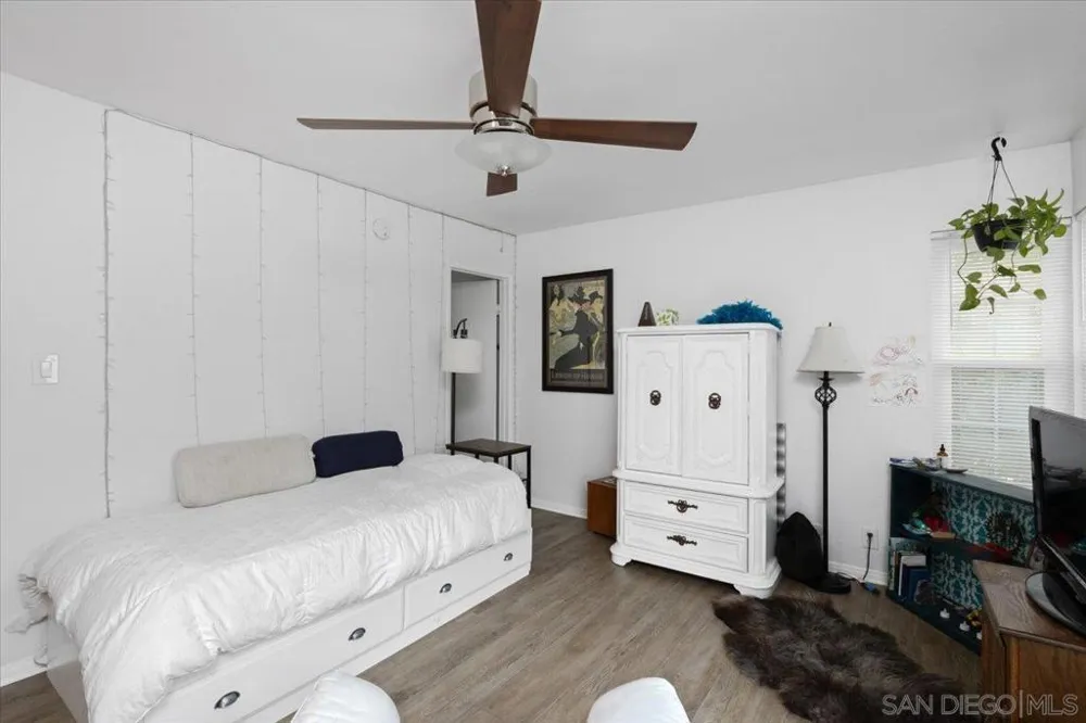 1651 S Juniper St #242 Escondido, CA 92025