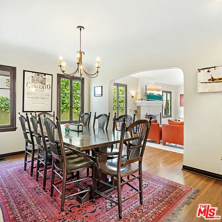 2317 Pearl Street Santa Monica, CA 90405