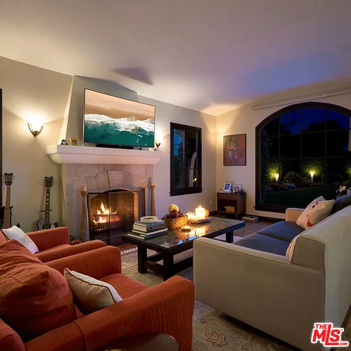2317 Pearl Street Santa Monica, CA 90405