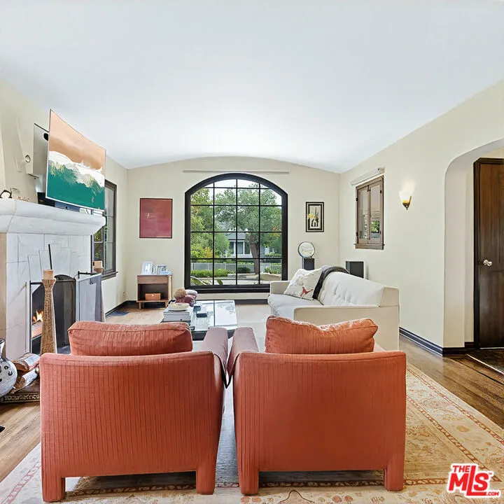 2317 Pearl Street Santa Monica, CA 90405