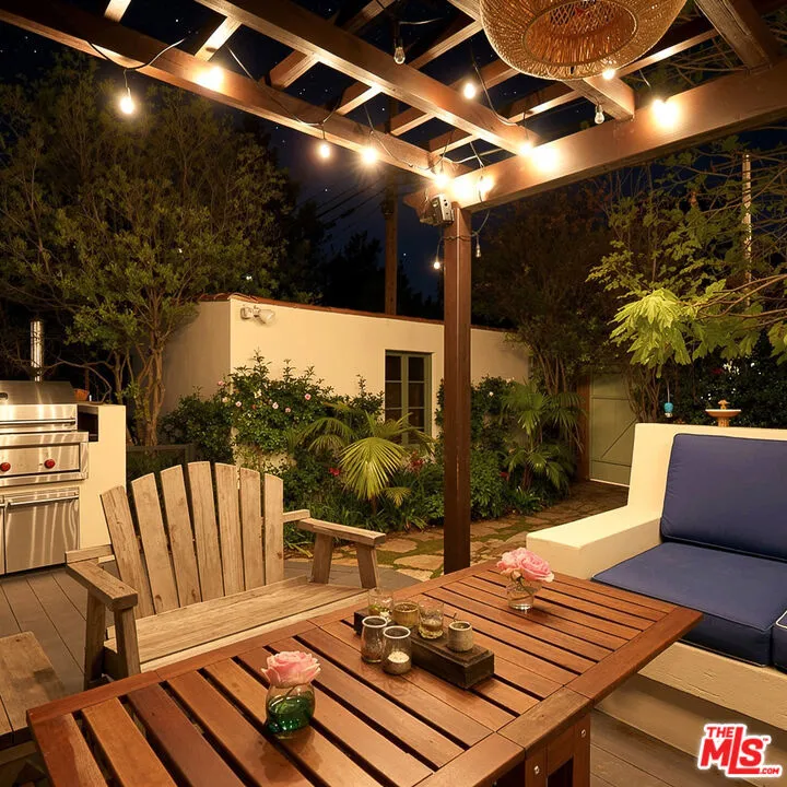 2317 Pearl Street Santa Monica, CA 90405
