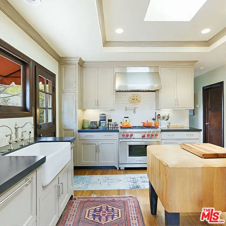 2317 Pearl Street Santa Monica, CA 90405